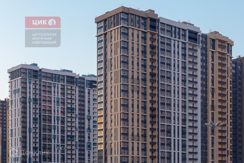 Продаётся 3-комнатная квартира, 105 м²