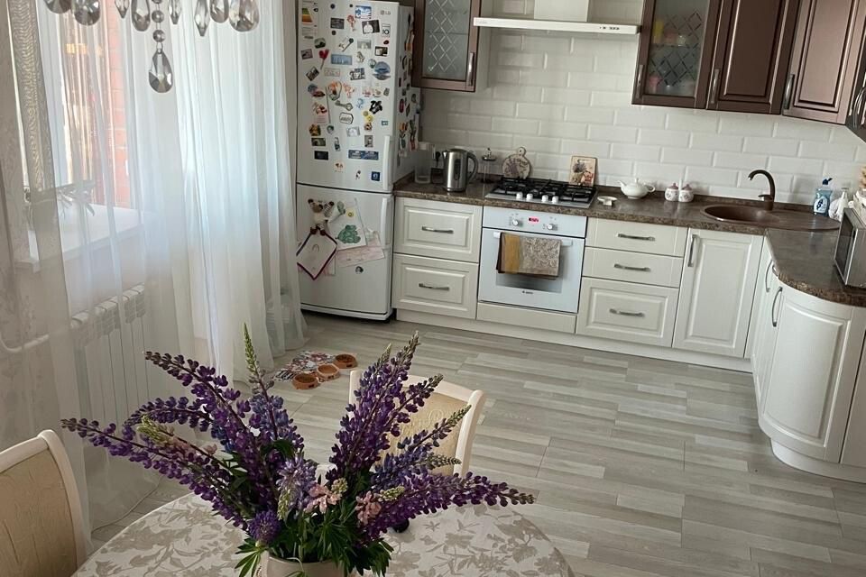 Продаётся 3-комнатная квартира, 88.3 м²