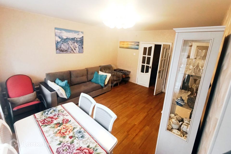 Продаётся 4-комнатная квартира, 78.4 м²