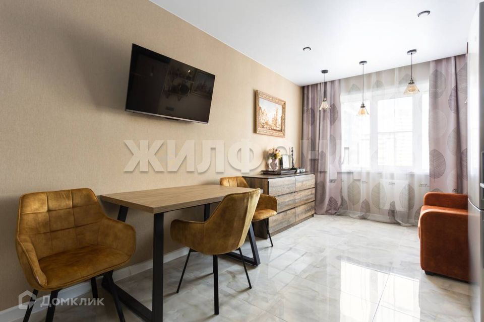 Продаётся 2-комнатная квартира, 66.8 м²