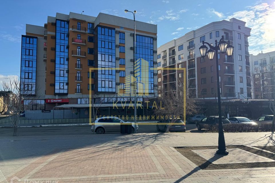 Продаётся 4-комнатная квартира, 150 м²