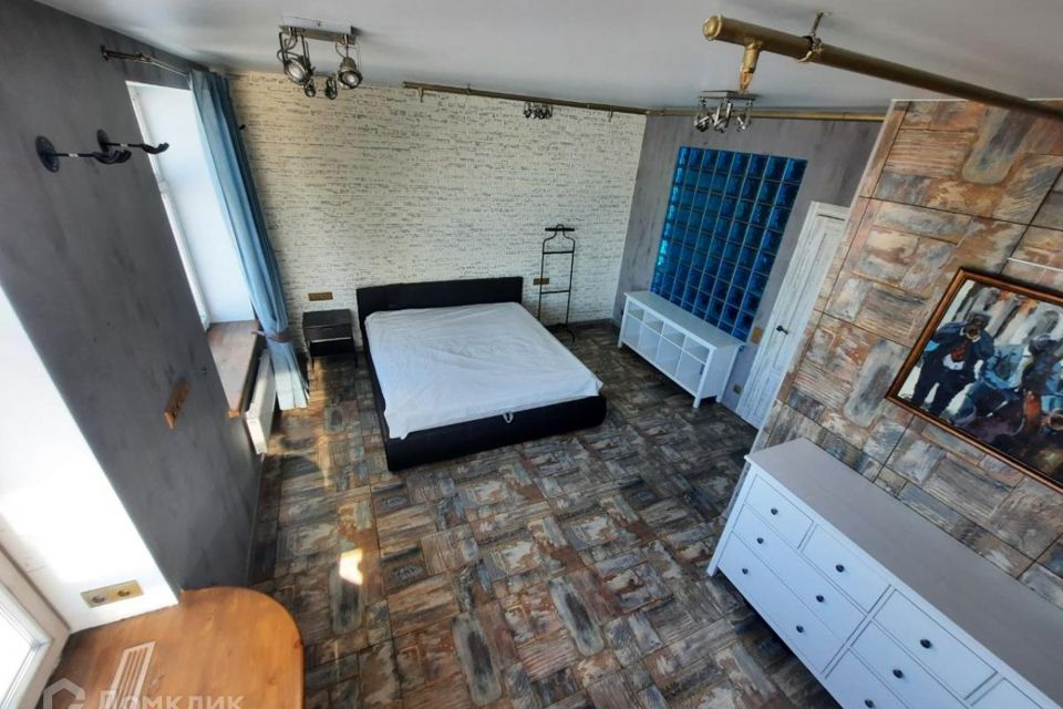 Продаётся 2-комнатная квартира, 73.2 м²
