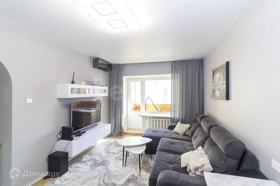 Продаётся 1-комнатная квартира, 46.7 м²