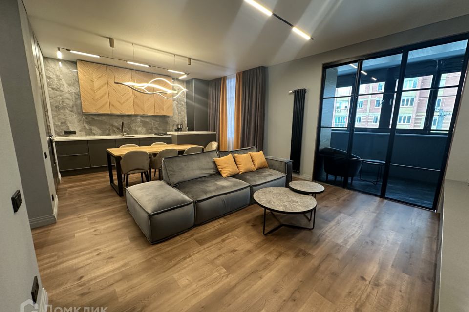 Сдаётся 2-комнатная квартира, 76.8 м²