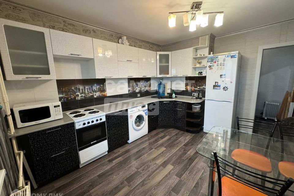 Продаётся 1-комнатная квартира, 43.9 м²