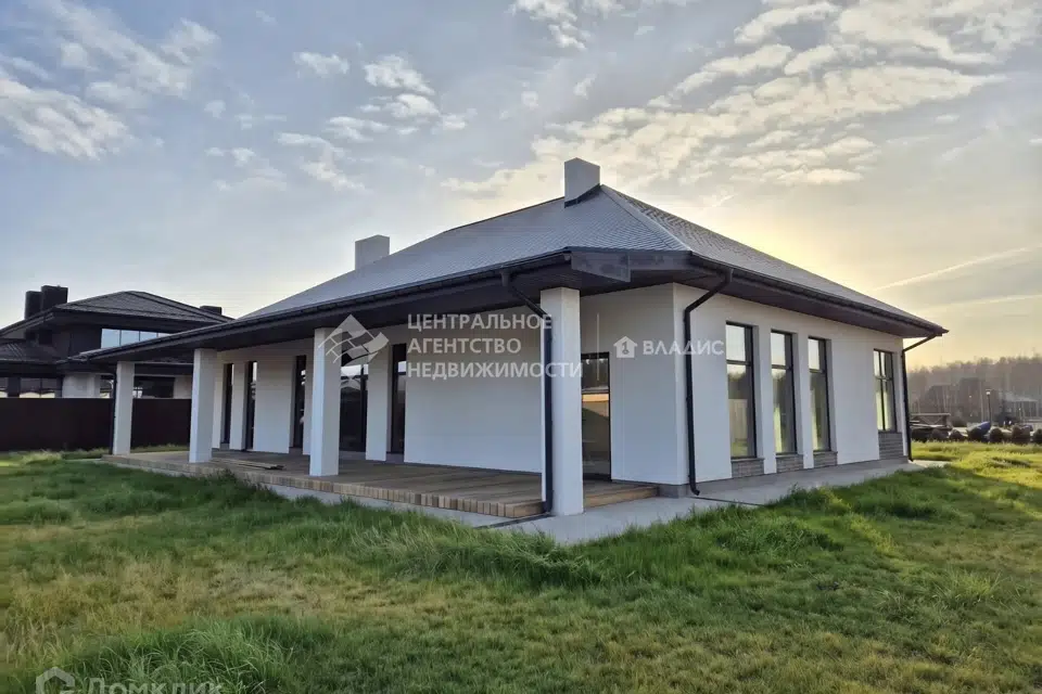 Продаётся 1-этажный дом, 279.6 м²