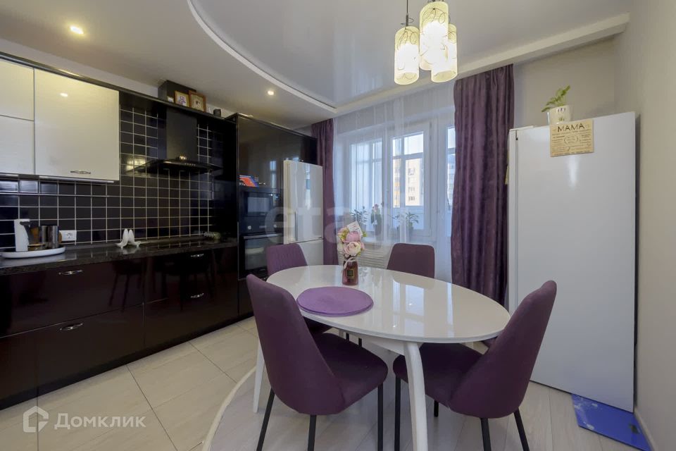 Продаётся 3-комнатная квартира, 89.8 м²