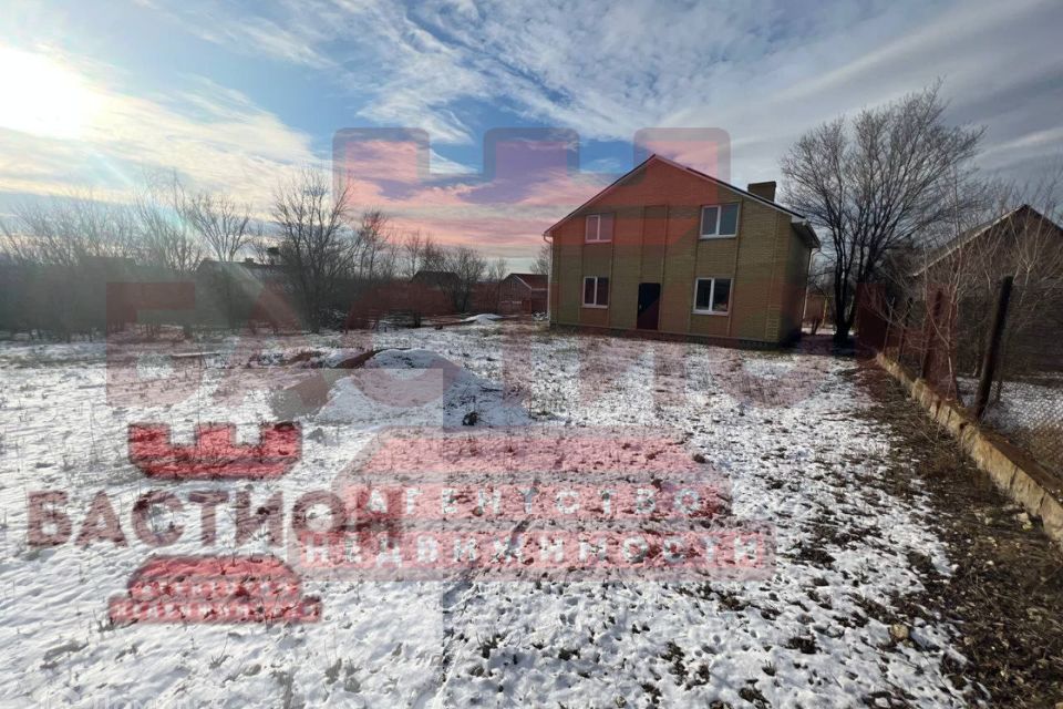 Продаётся 2-этажный дом, 220 м²
