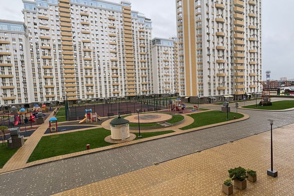 Продаётся 1-комнатная квартира, 41 м²