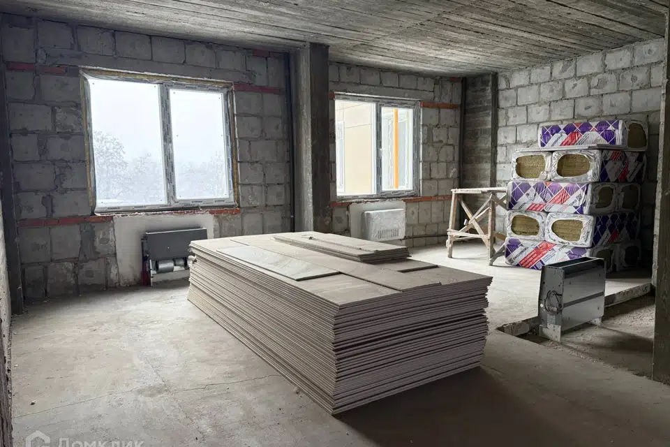 Продаётся 2-комнатная квартира, 83.7 м²