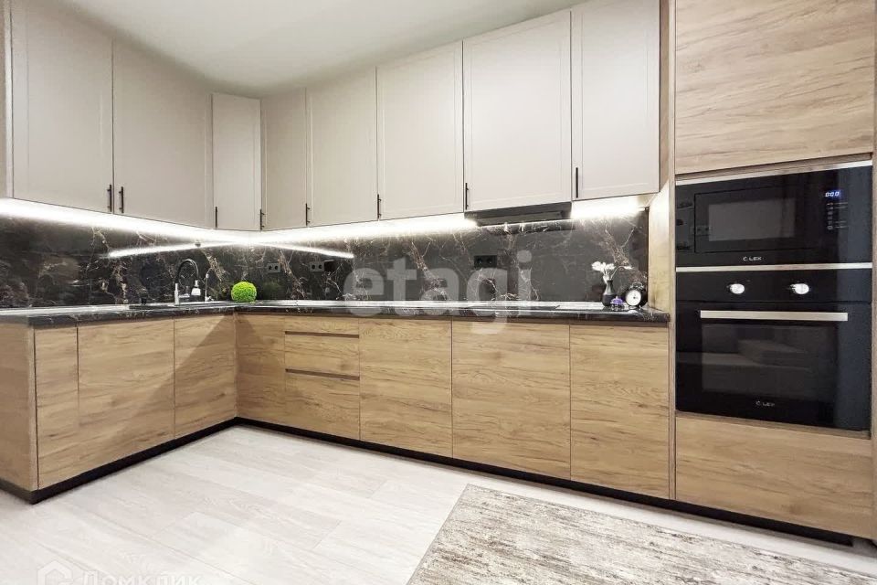 Сдаётся 1-комнатная квартира, 43 м²