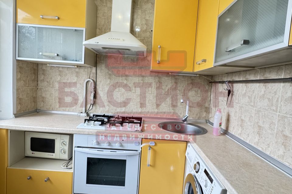 Продаётся 3-комнатная квартира, 61.2 м²