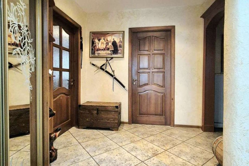 Продаётся 4-комнатная квартира, 80 м²