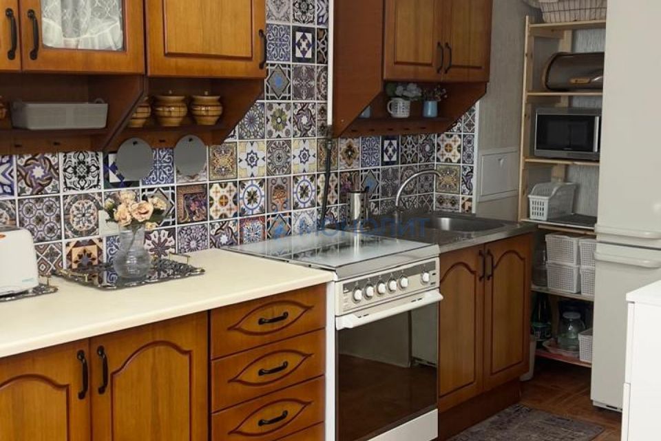 Продаётся 3-комнатная квартира, 74.4 м²