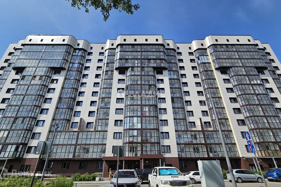 Продаётся 2-комнатная квартира, 66.6 м²