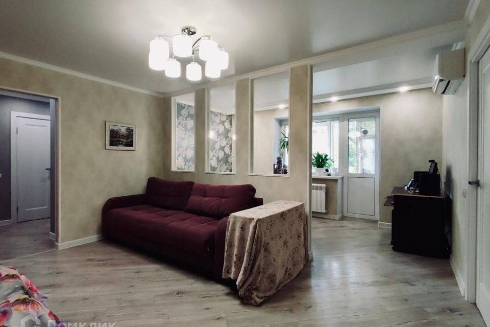 Продаётся 2-комнатная квартира, 53.8 м²