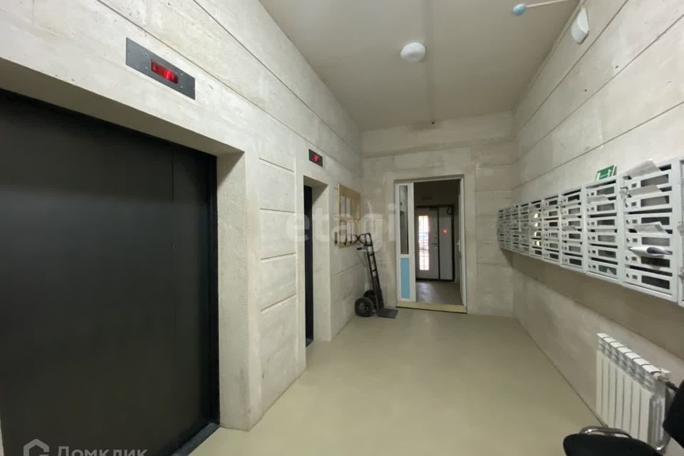 Продаётся 2-комнатная квартира, 96.2 м²