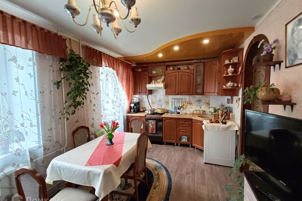 Продаётся 3-комнатная квартира, 60.6 м²