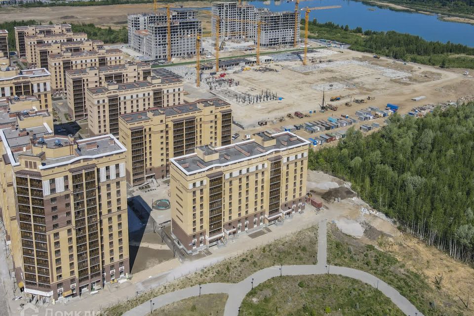 Продаётся 1-комнатная квартира, 42.3 м²