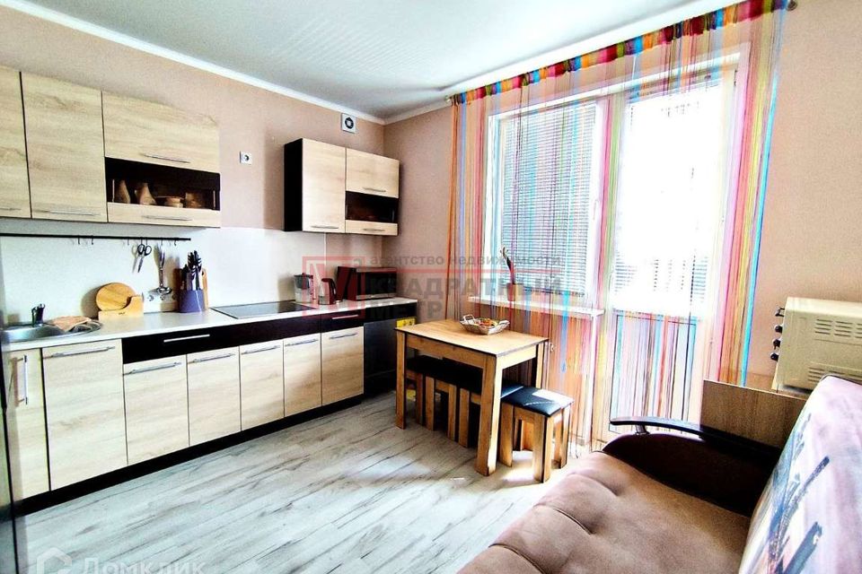 Продаётся 1-комнатная квартира, 41 м²