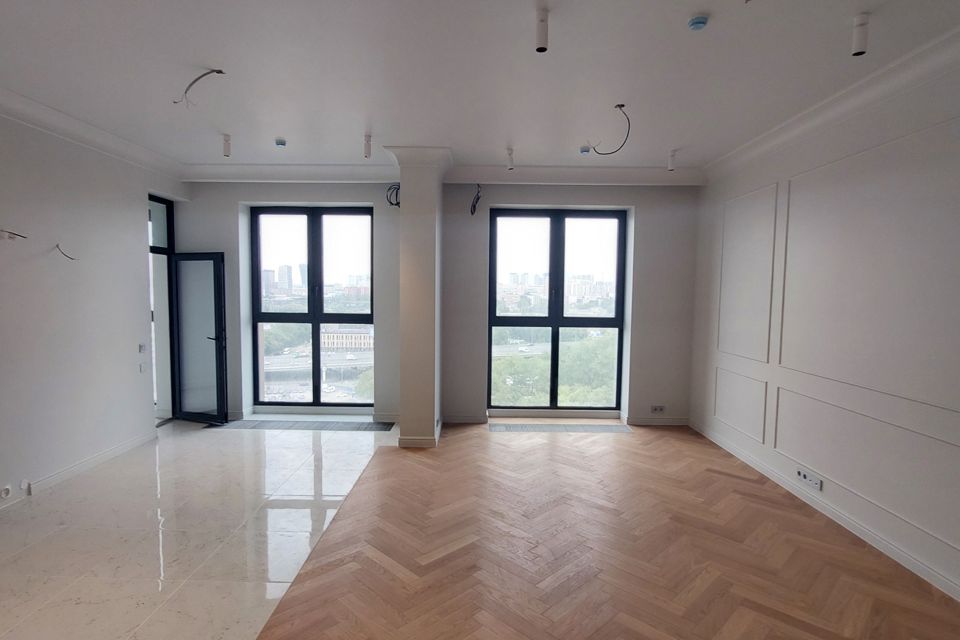 Продаётся 2-комнатная квартира, 70.4 м²