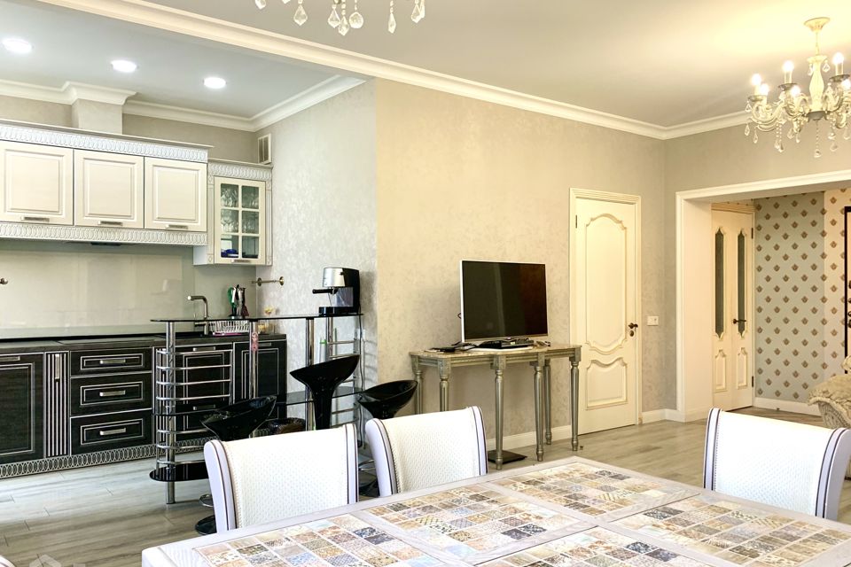 Продаётся 3-комнатная квартира, 93.5 м²