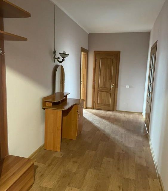 Продаётся 2-комнатная квартира, 68.3 м²