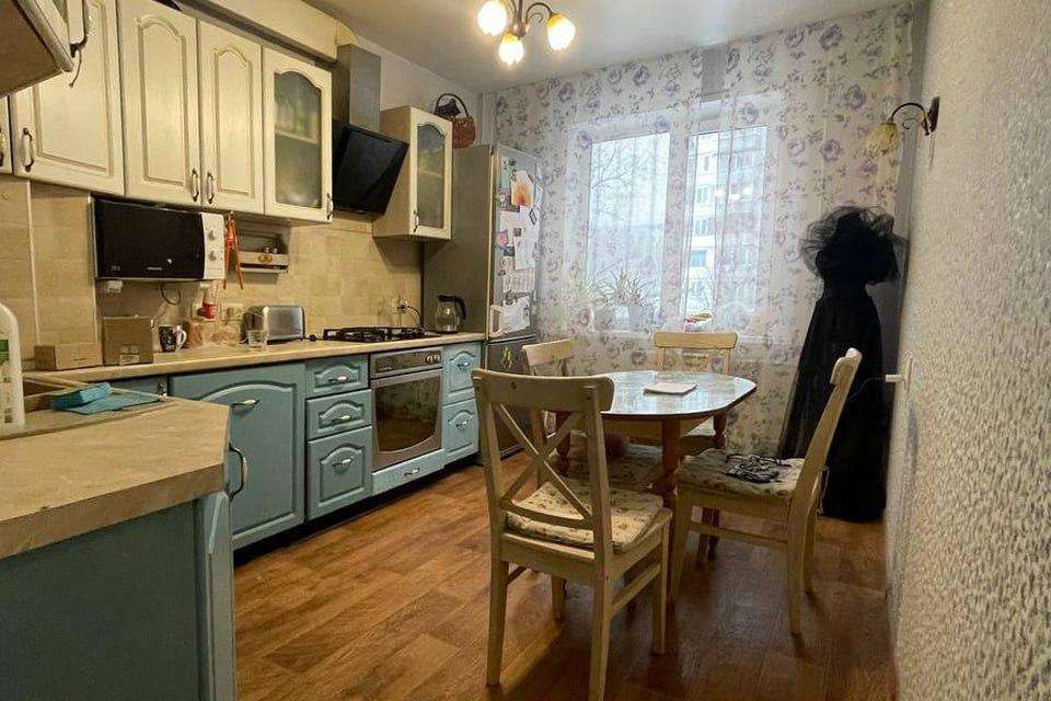 Продаётся 3-комнатная квартира, 63.7 м²