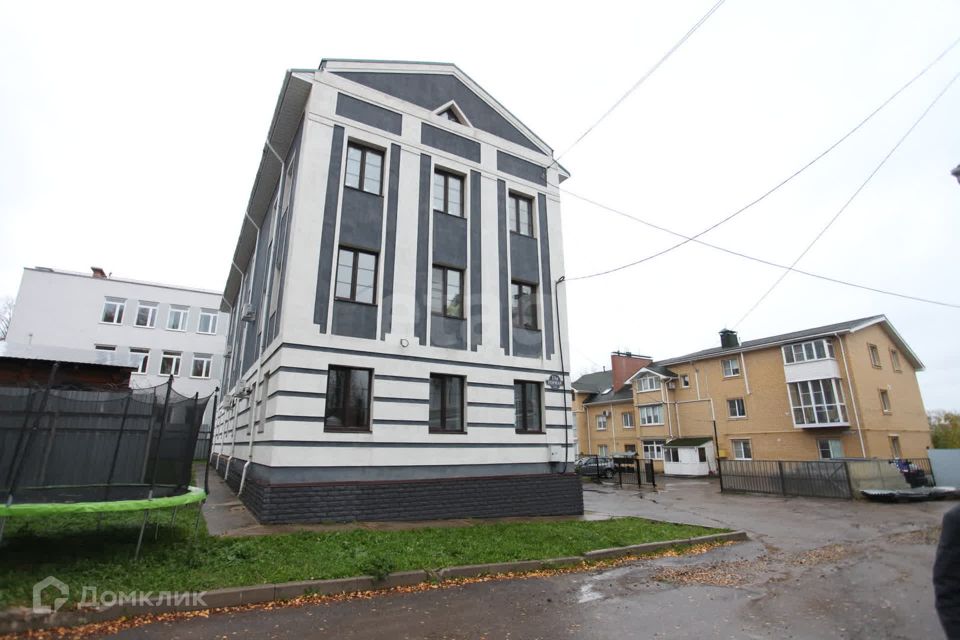 Продаётся 4-комнатная квартира, 88.7 м²