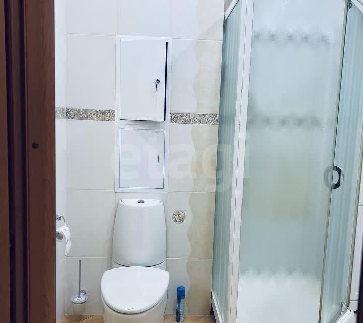 Продаётся 2-комнатная квартира, 75.6 м²