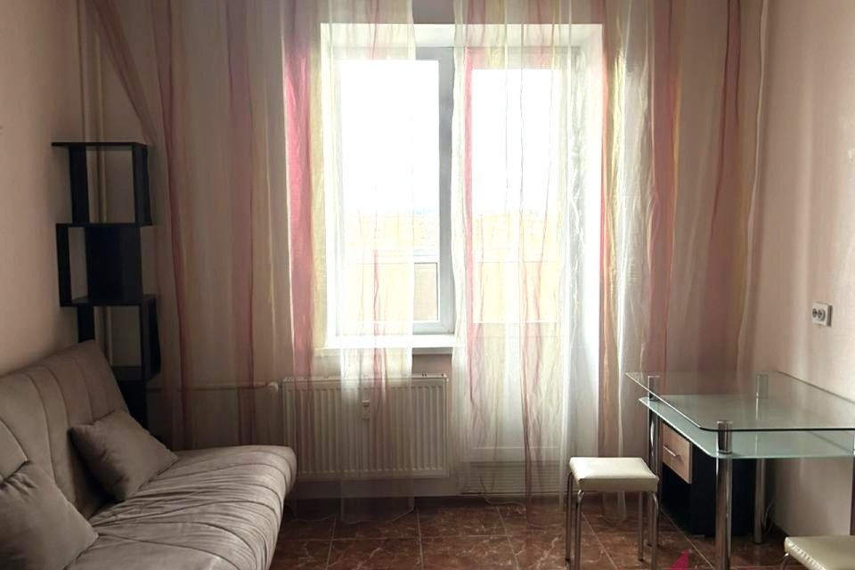 Продаётся 1-комнатная квартира, 38 м²