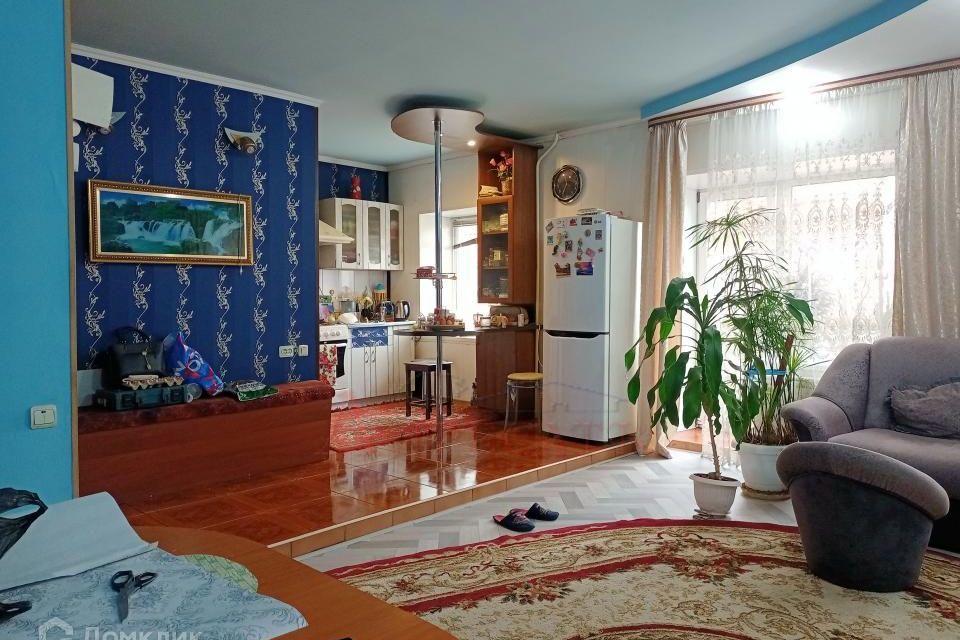Продаётся 3-комнатная квартира, 71 м²