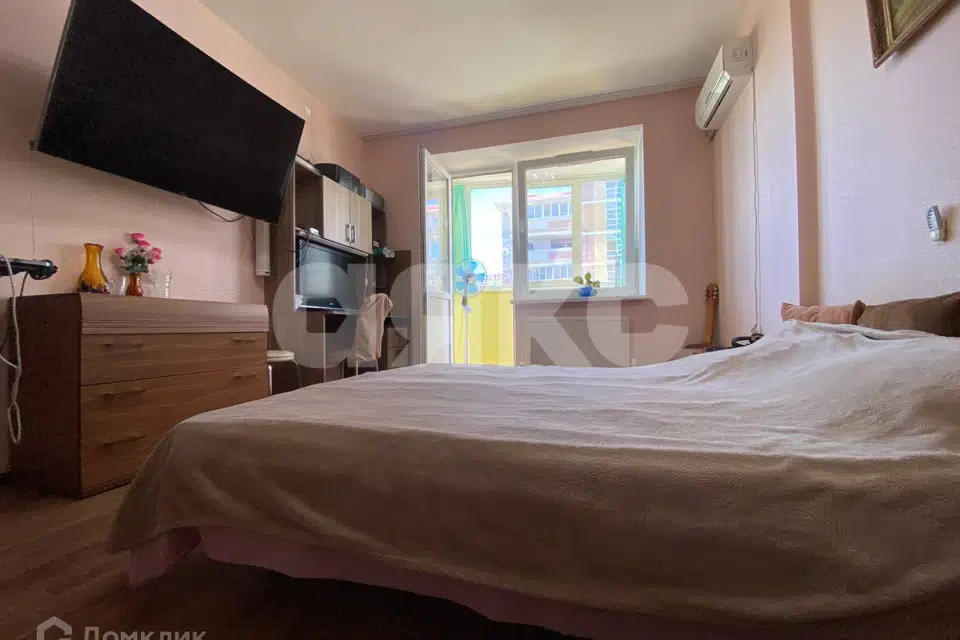 Продаётся 1-комнатная квартира, 43 м²