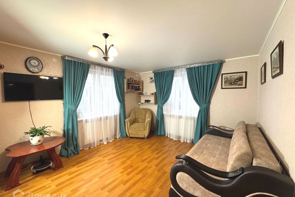 Продаётся 3-комнатная квартира, 96 м²