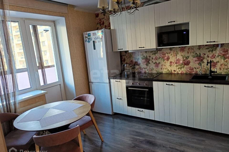 Продаётся 1-комнатная квартира, 39.2 м²