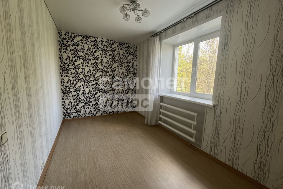 Продаётся 3-комнатная квартира, 50.8 м²