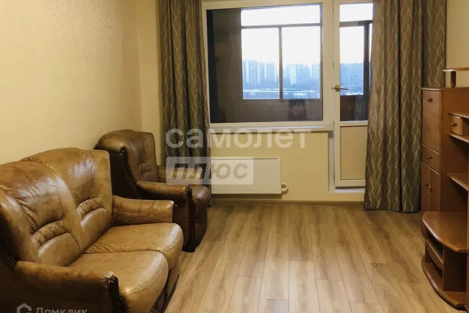 Продаётся 2-комнатная квартира, 60.2 м²