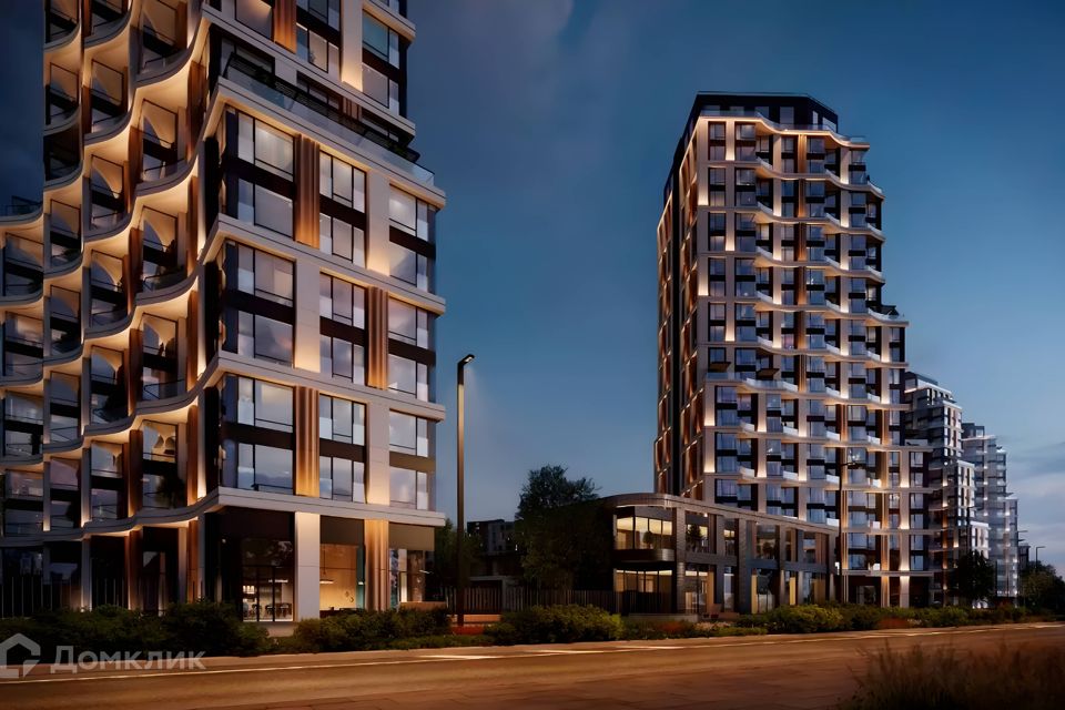 Продаётся 4-комнатная квартира, 145 м²