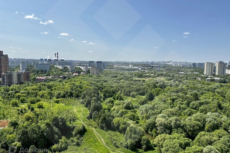 Продаётся 5-комнатная квартира, 130 м²