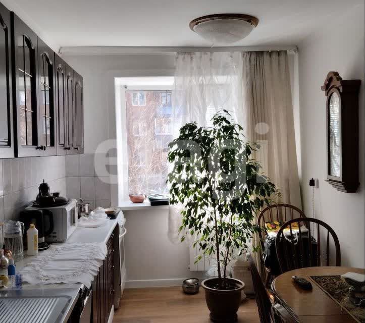 Продаётся 3-комнатная квартира, 76.2 м²