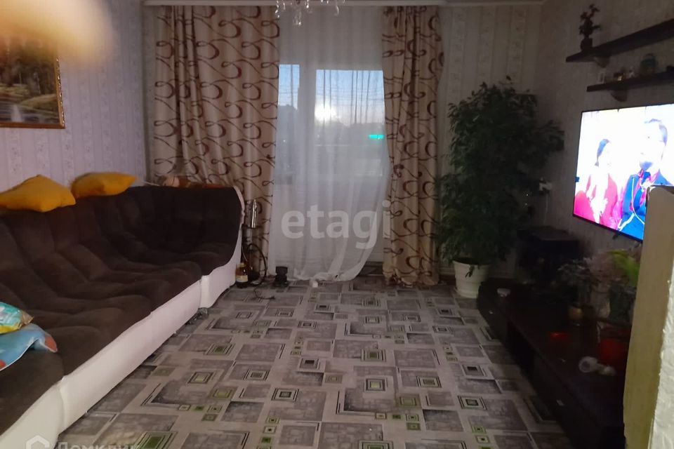 Продаётся 3-комнатная квартира, 60.9 м²