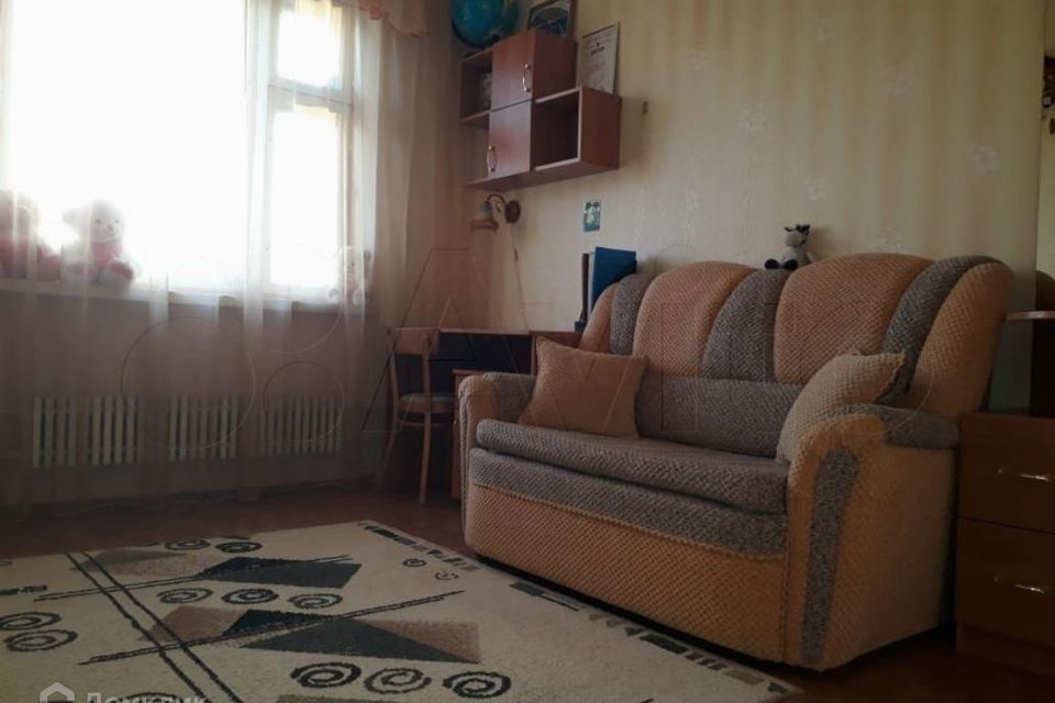 Продаётся 3-комнатная квартира, 63.8 м²