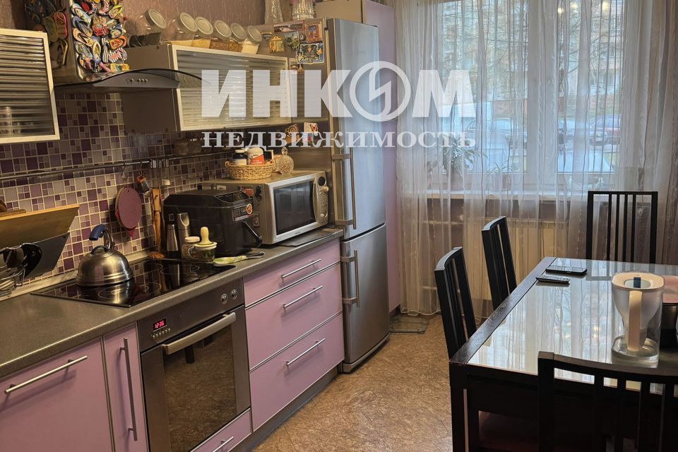 Продаётся 3-комнатная квартира, 76.4 м²