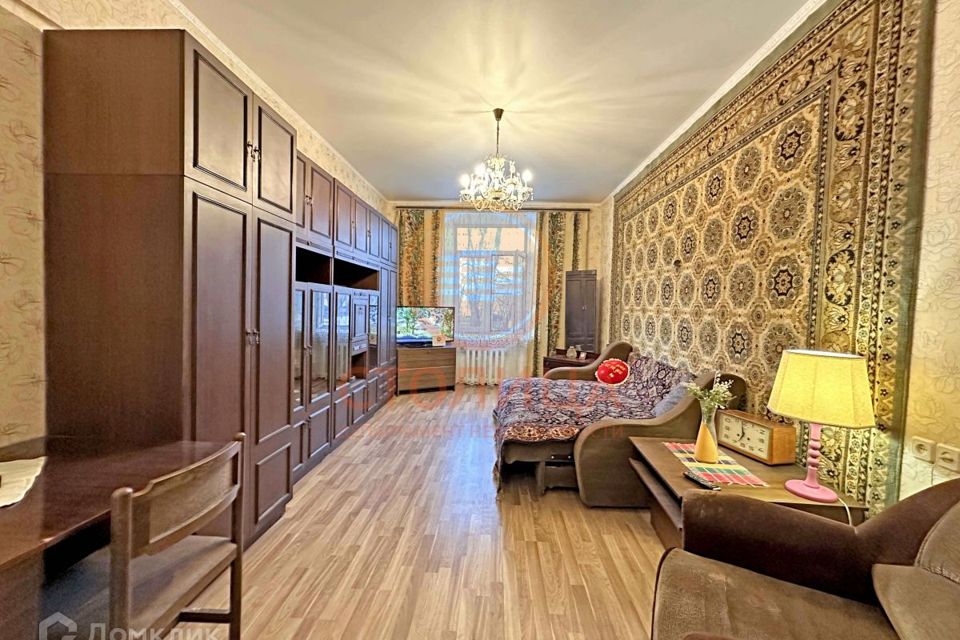 Сдаётся 1-комнатная квартира, 42 м²