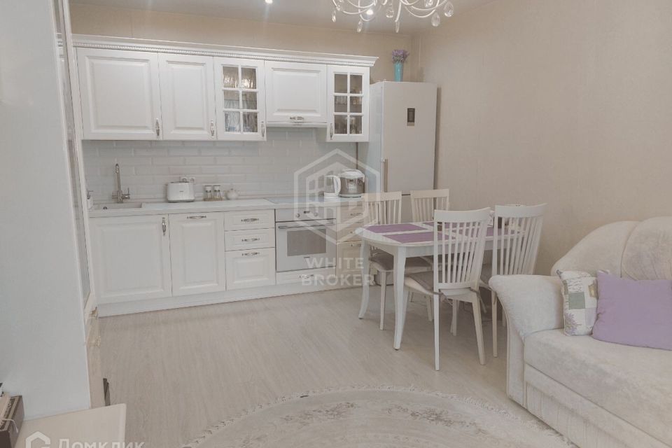 Продаётся 1-комнатная квартира, 38.5 м²