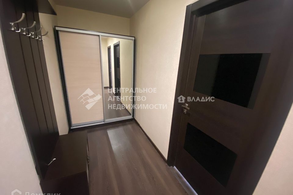 Продаётся 1-комнатная квартира, 41.3 м²