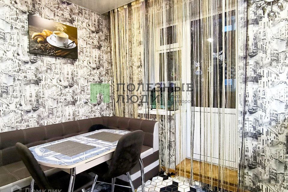 Продаётся 1-комнатная квартира, 37.6 м²