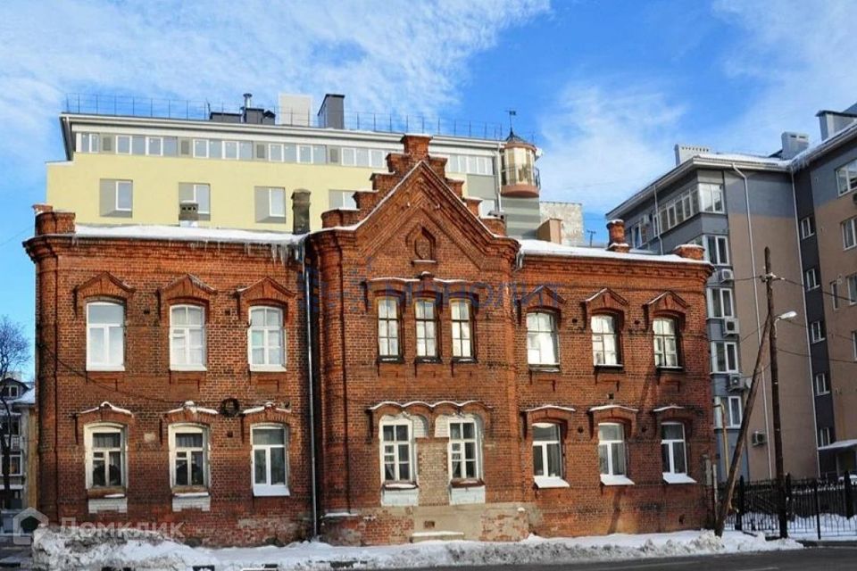 Продаётся 3 комнаты в 10-комн. квартире, 17.1 м²