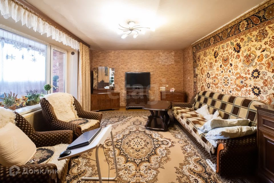 Продаётся 2-комнатная квартира, 67.6 м²