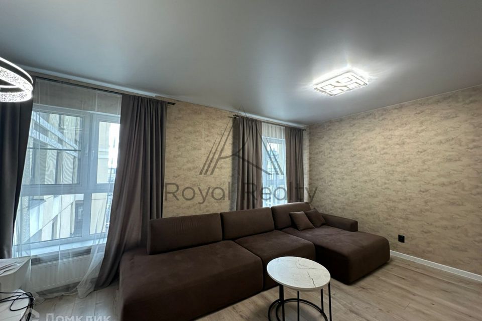 Сдаётся 4-комнатная квартира, 112 м²
